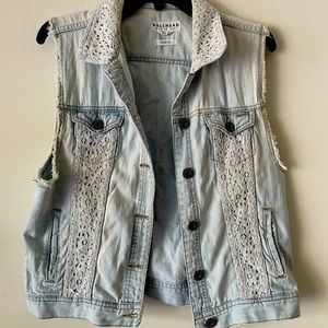 Bullhead denim co slim fit jean no sleave shirt ladies